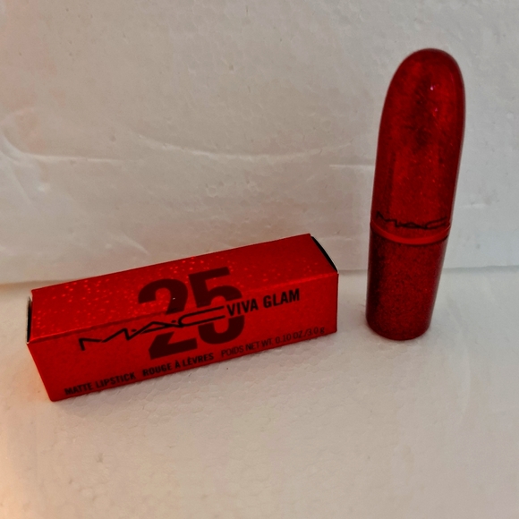 Mac matte Lipstick - Picture 1 of 2